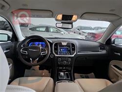 کرایسلەر 300